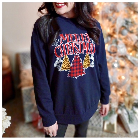 Perfect peach navy Christmas tree sweatshirt New - Picture 2 of 5